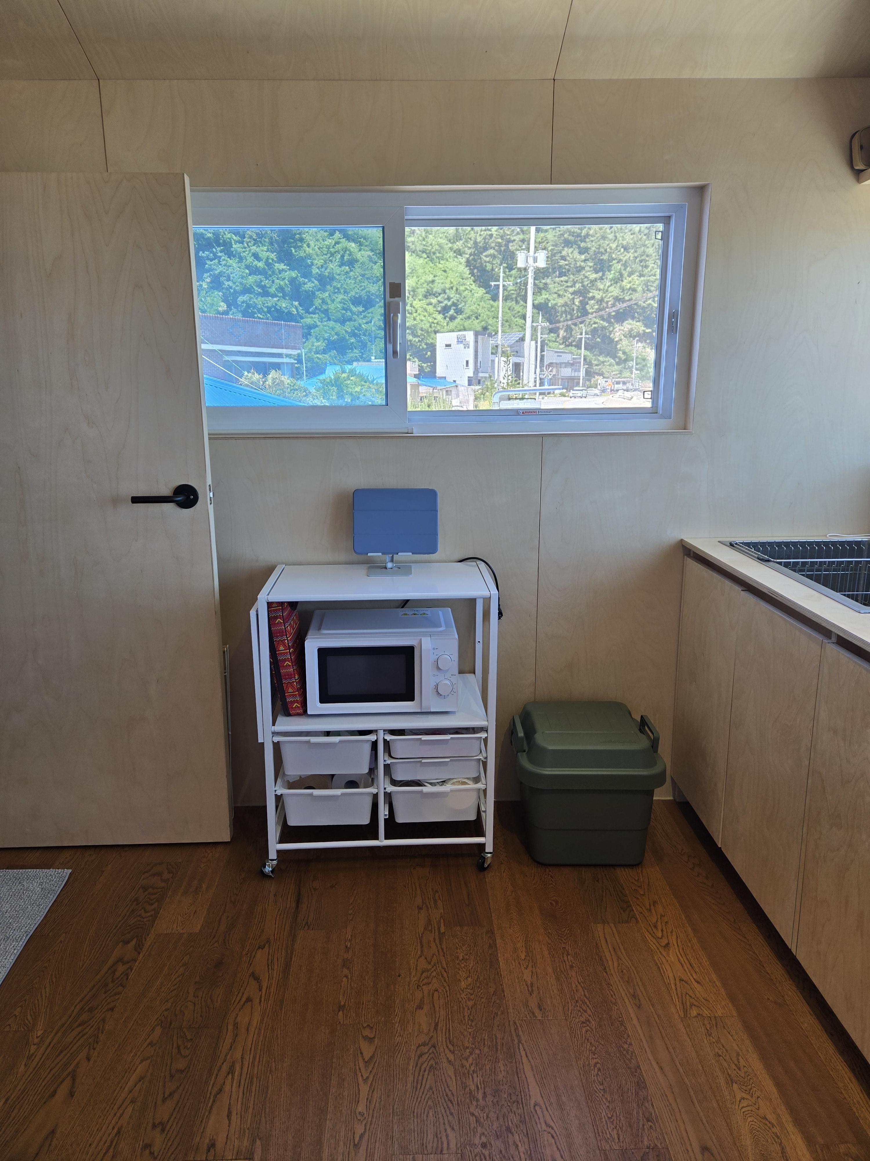 파도가 반짝이는 바다 앞 작은집🏡 사진 5