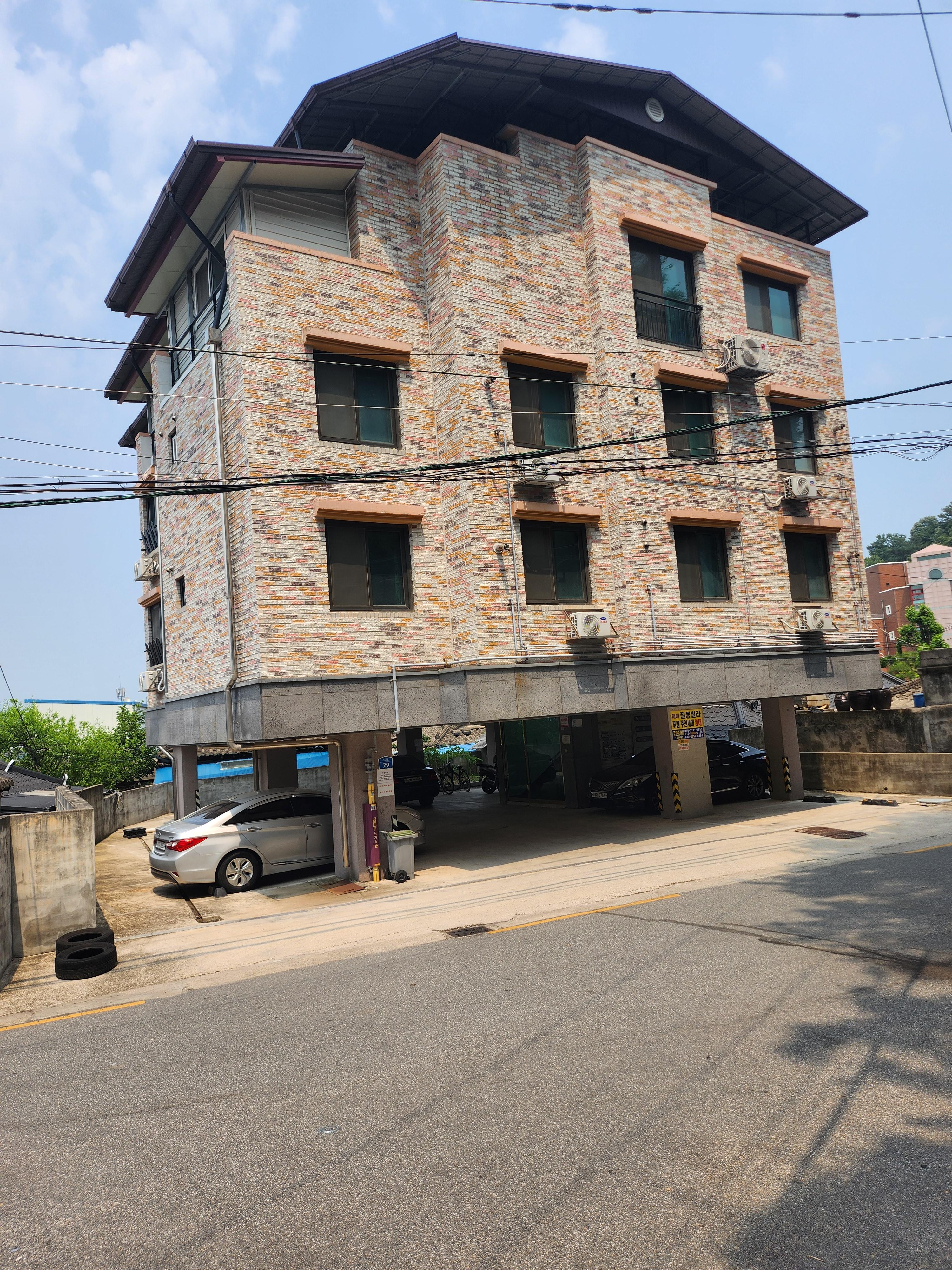 이세운남 호스트