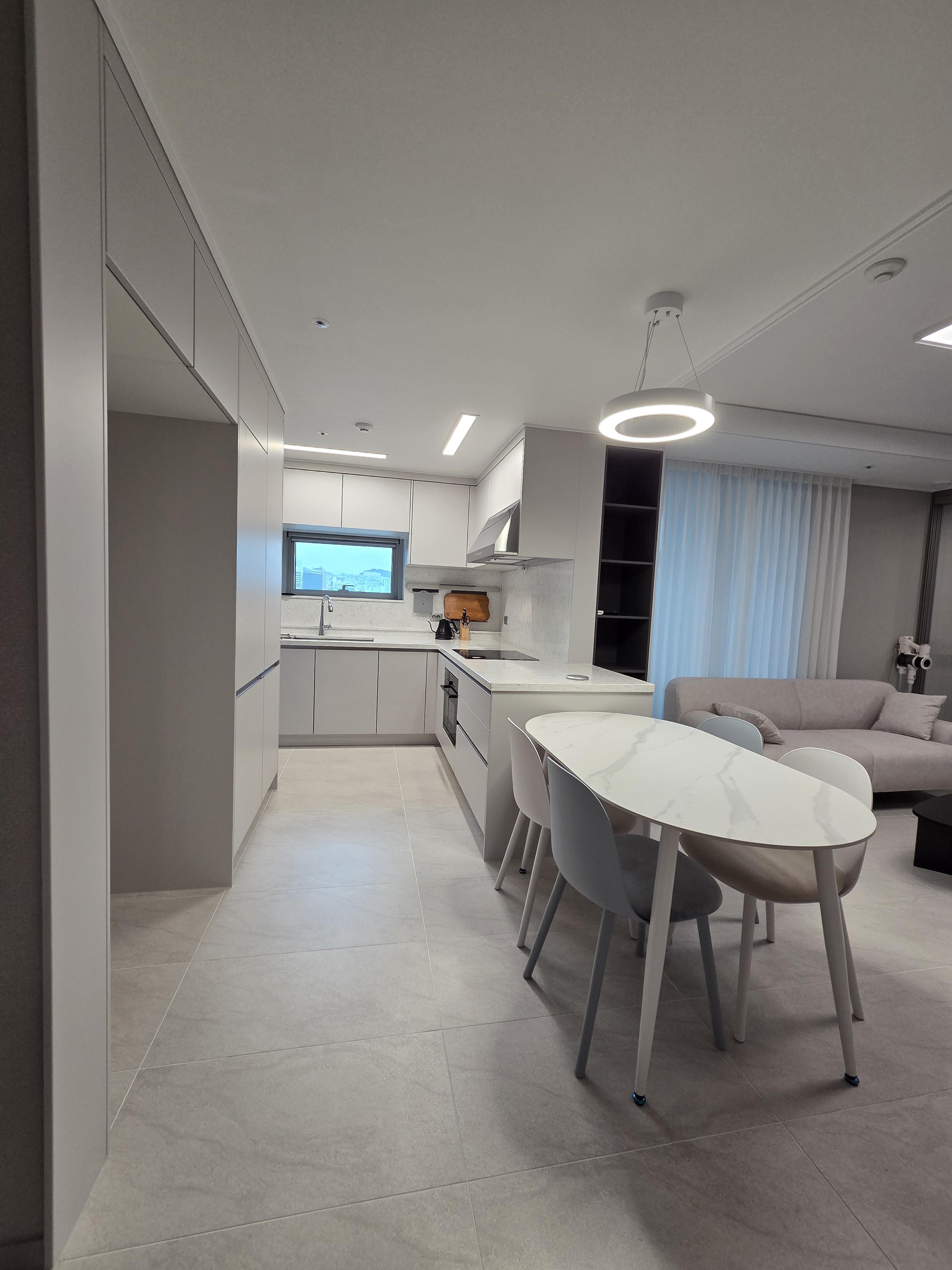 부산 북항의 파노라마를 담은 고층 프리미엄 오션뷰 라이프, 롯데캐슬 드메 사진 4