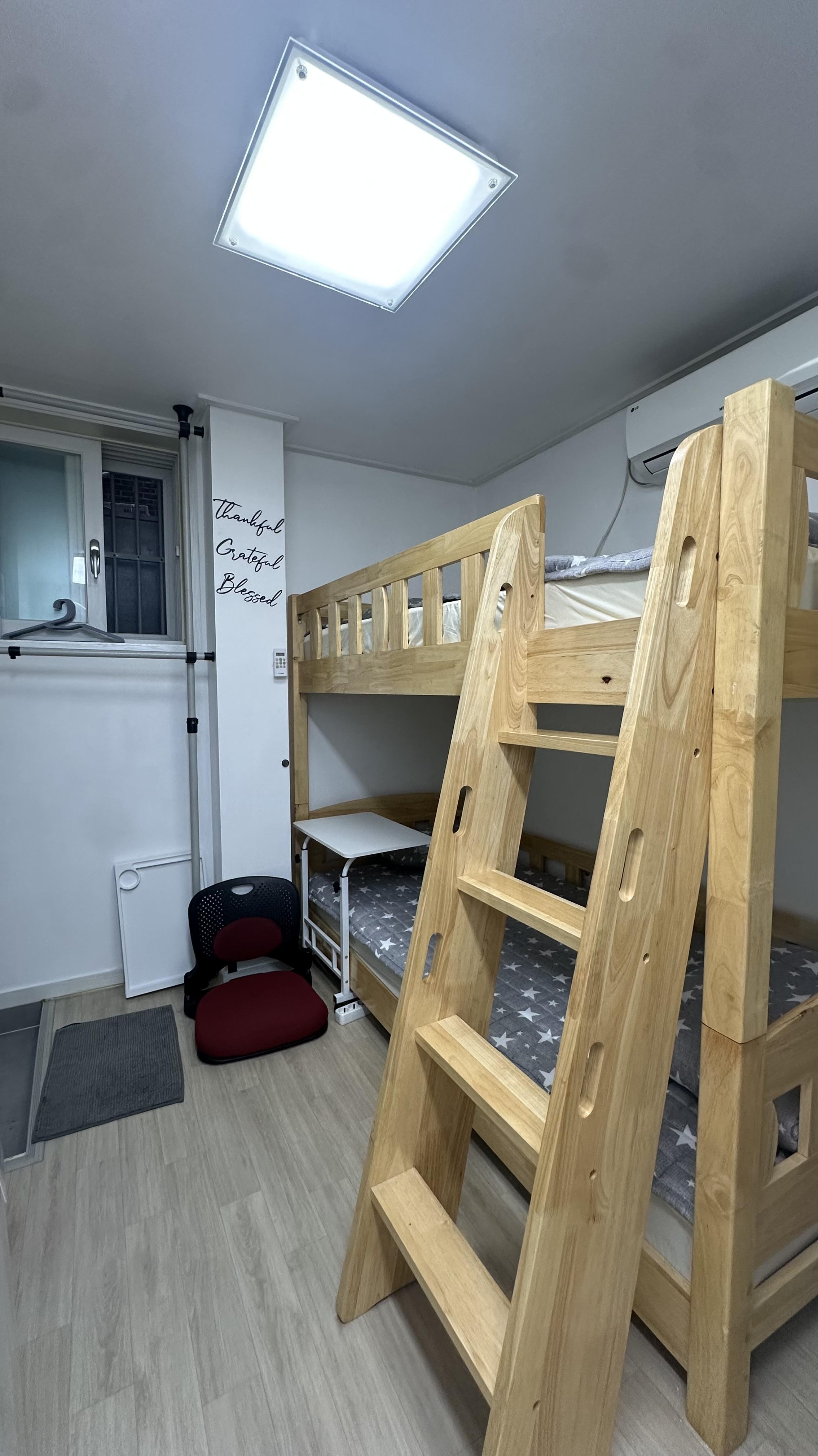Room 01 사진 2