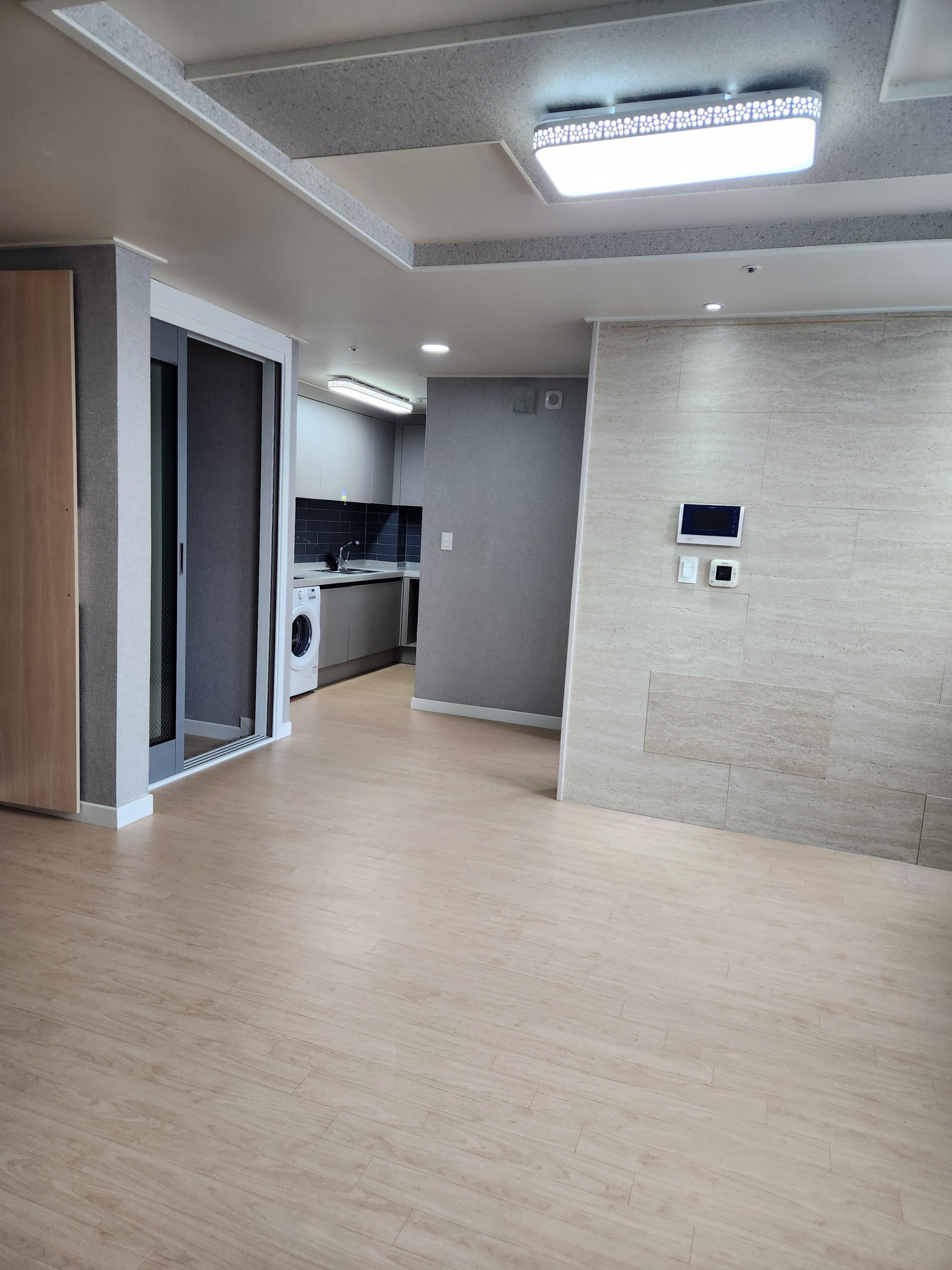 평택 송탄역 1번출구에서 2분거리, 풀옵션, 입주청소완료 사진 4