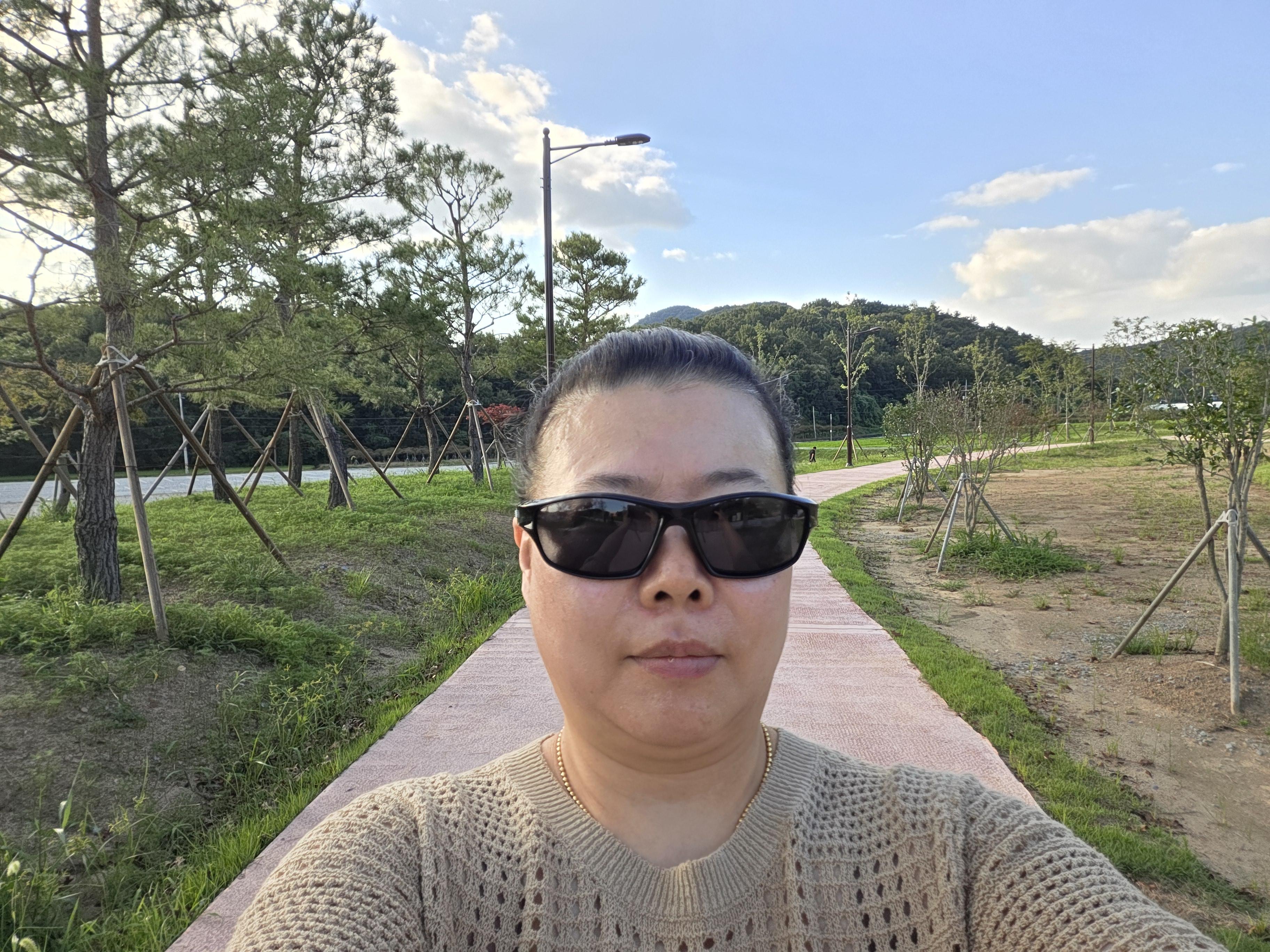 이경희 호스트