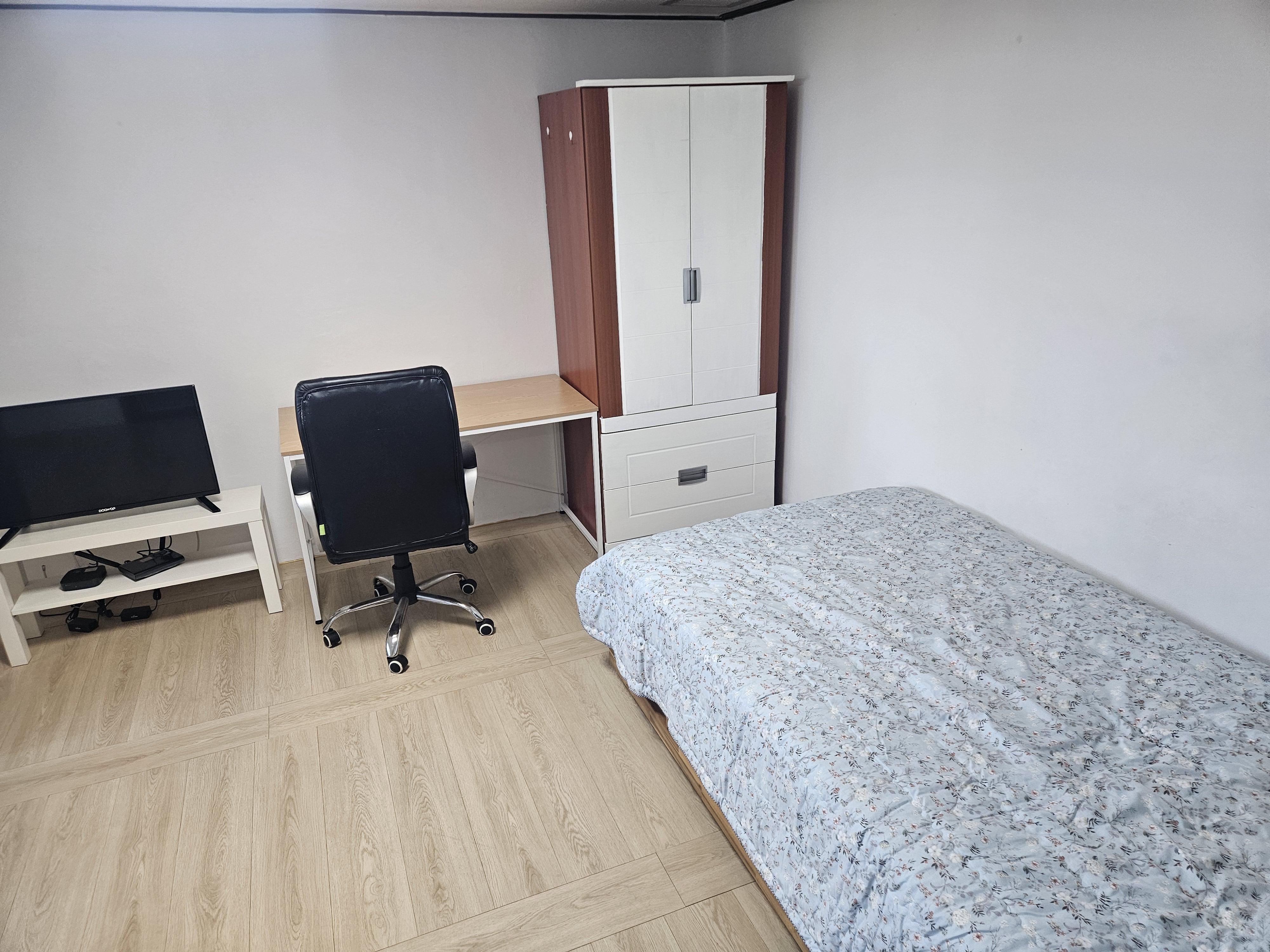 꿀잠 원목고급침대 사진 2