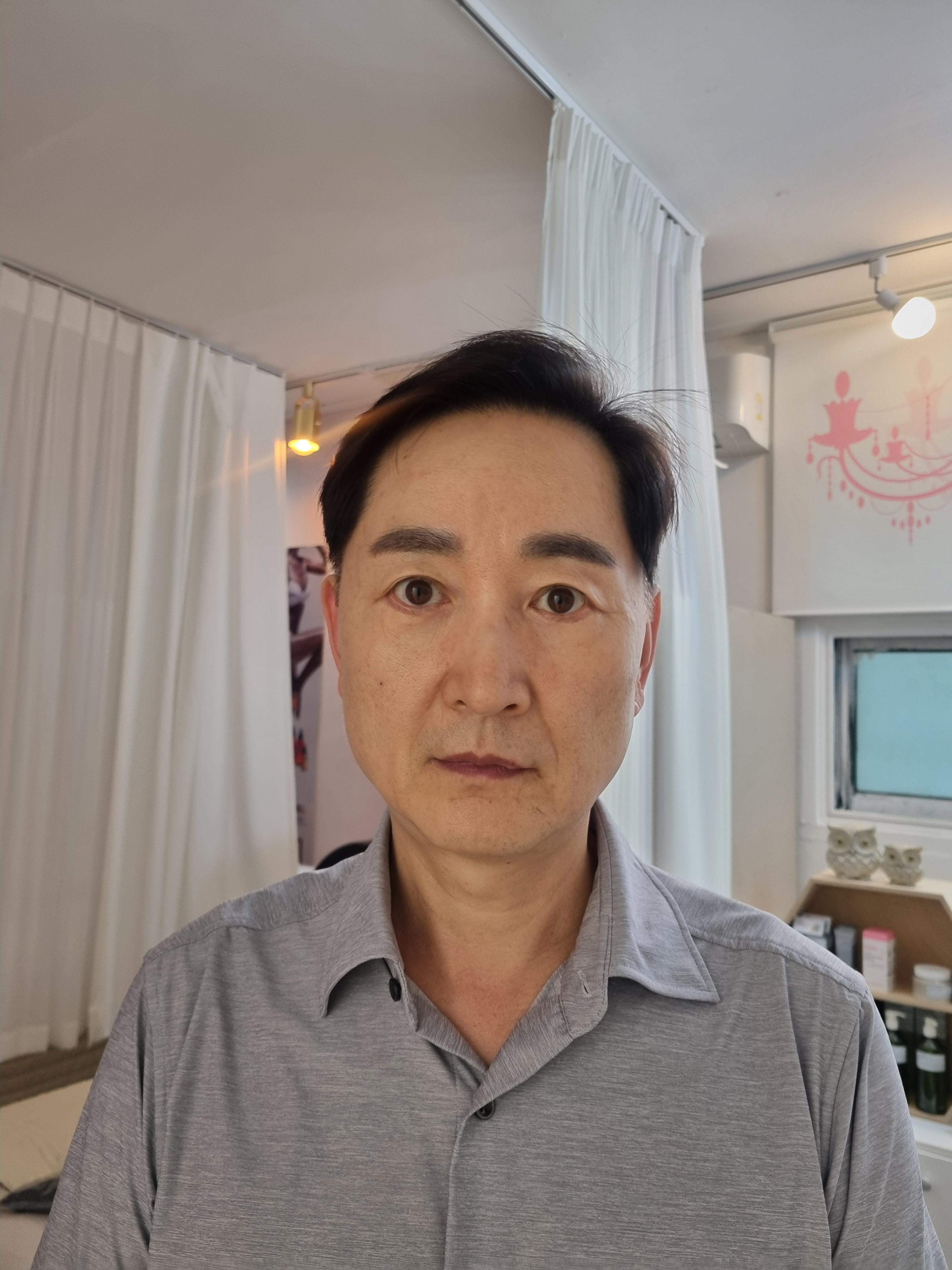 김도형 호스트